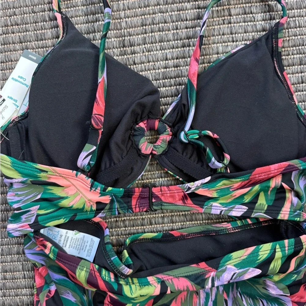Time and Tru Vibrant Leaf One Piece Swimsuit